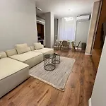 Lovely * Δυρράχιο